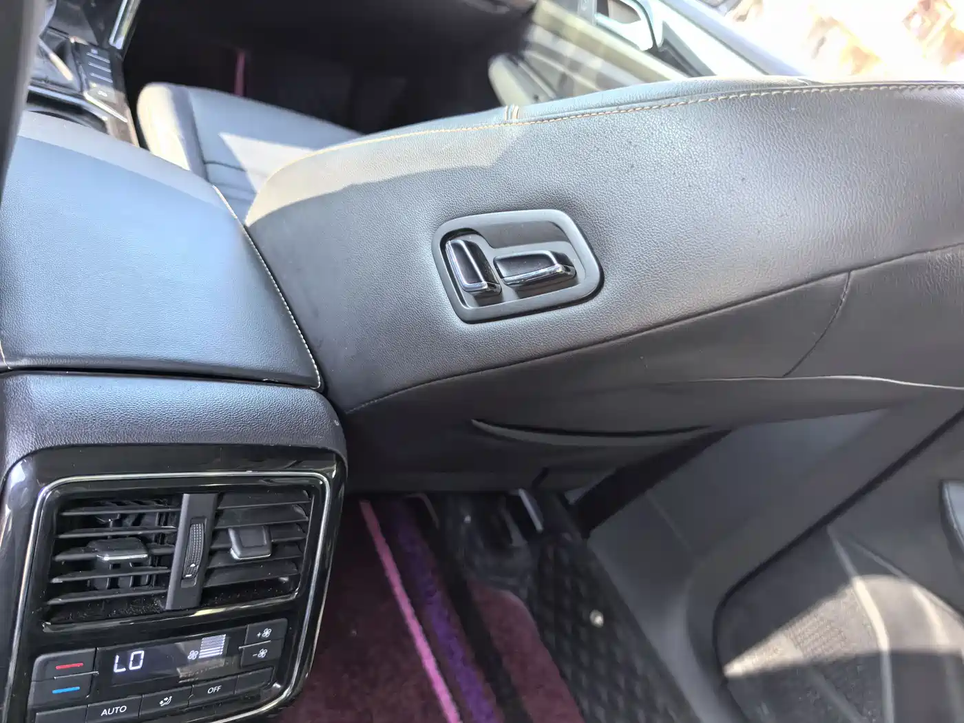 Volkswagen Passat 2021 Model 330TSI Elite Edition фото 11