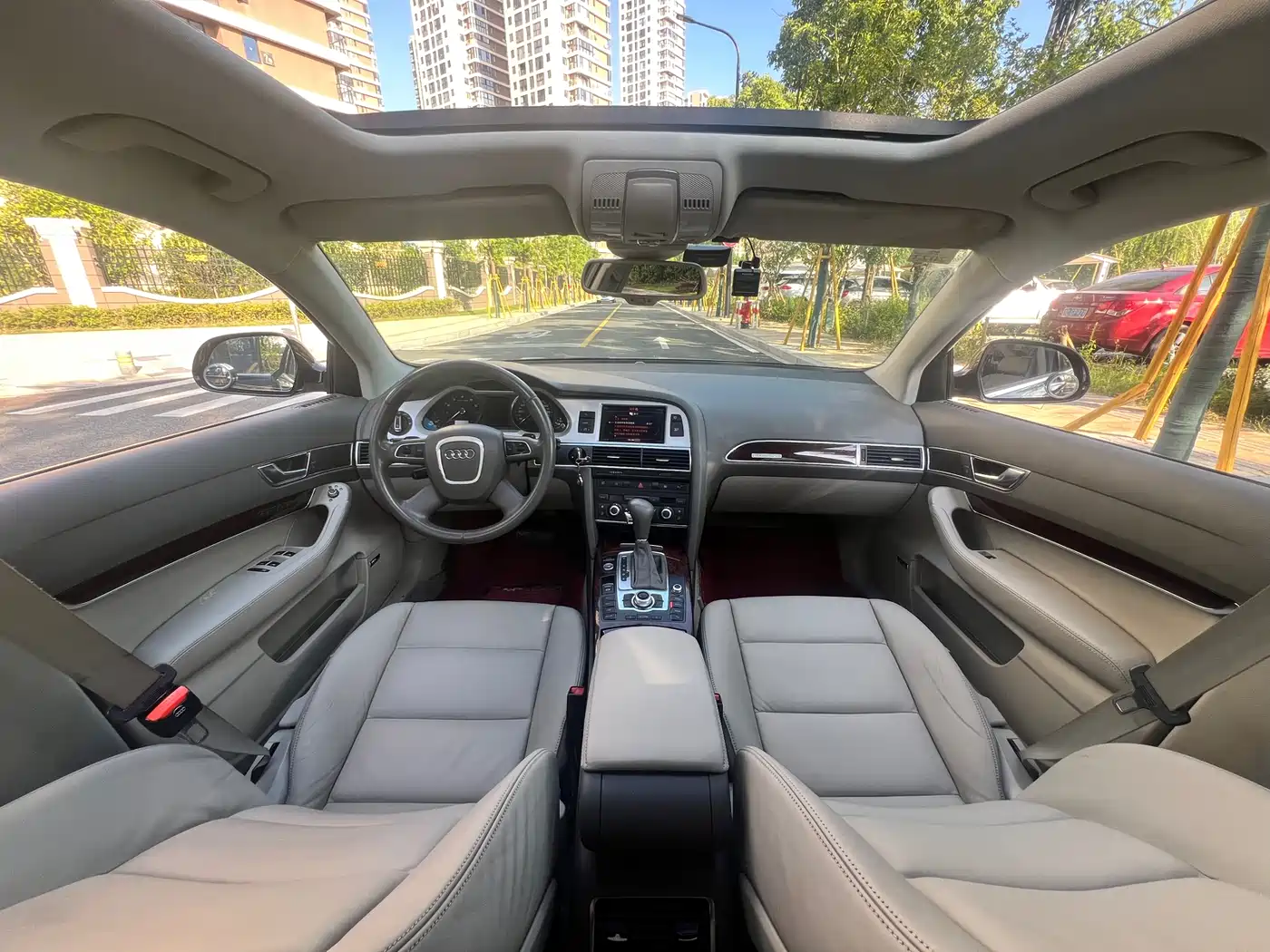 Audi A6L 2011 3.0 TFSI quattro Luxury фото 11