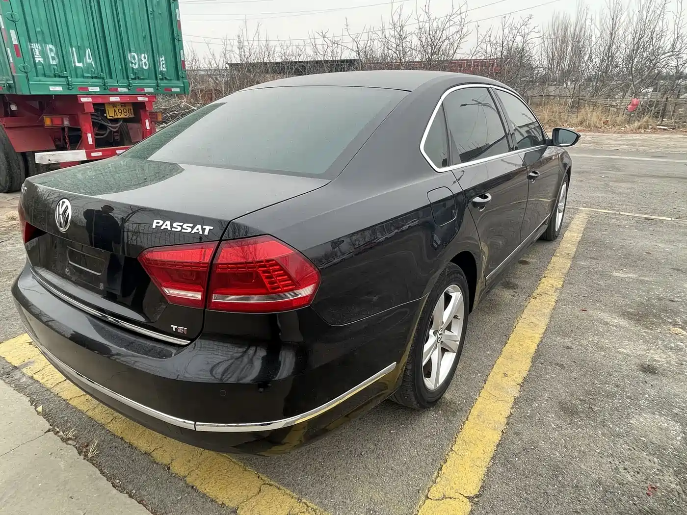 Volkswagen Passat 2014 1.8TSI DSG Executive Edition фото 5