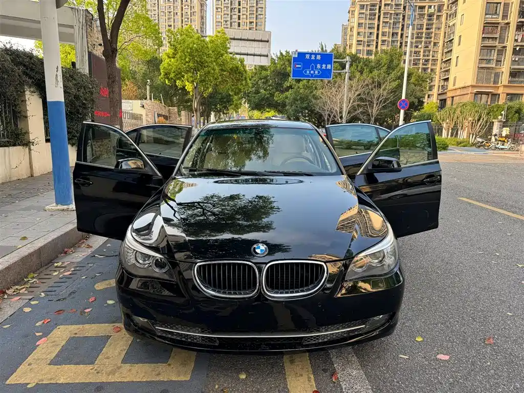 Фото 8 - BMW 5 Series