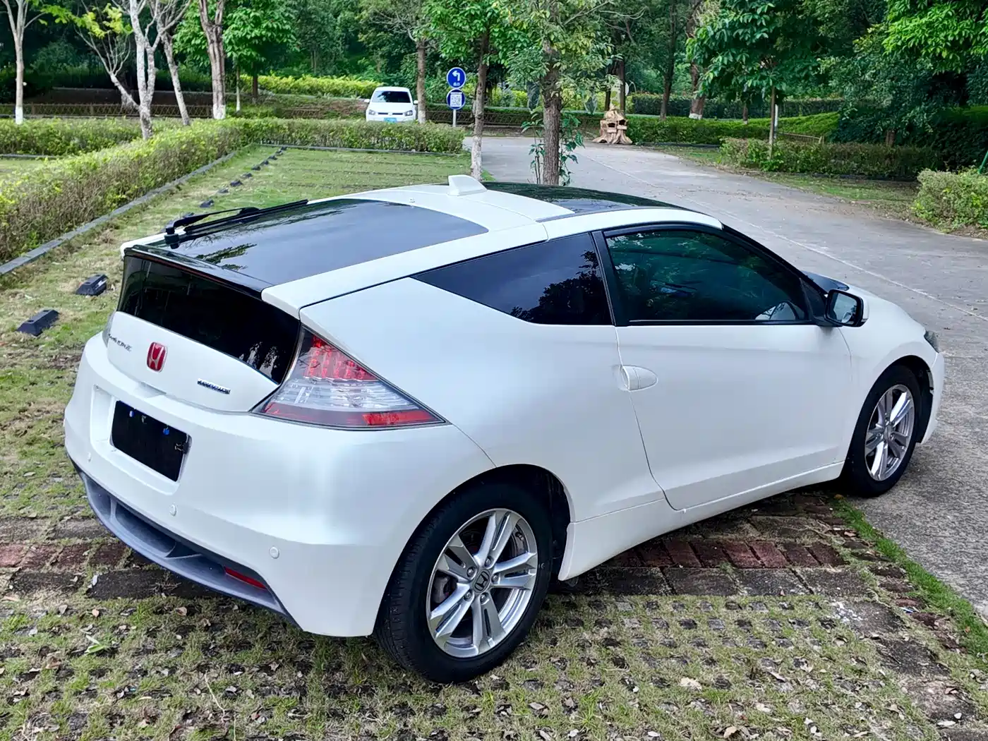 Honda CR-Z 2012 Hybrid фото 30