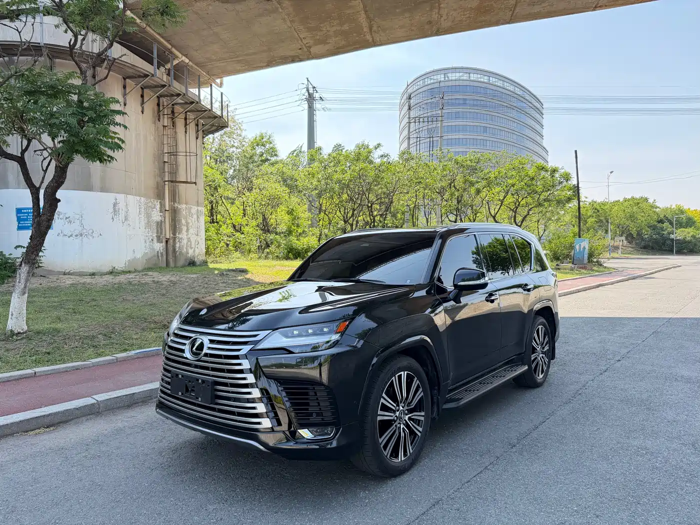 Lexus LX 2025 700h Boundary Edition