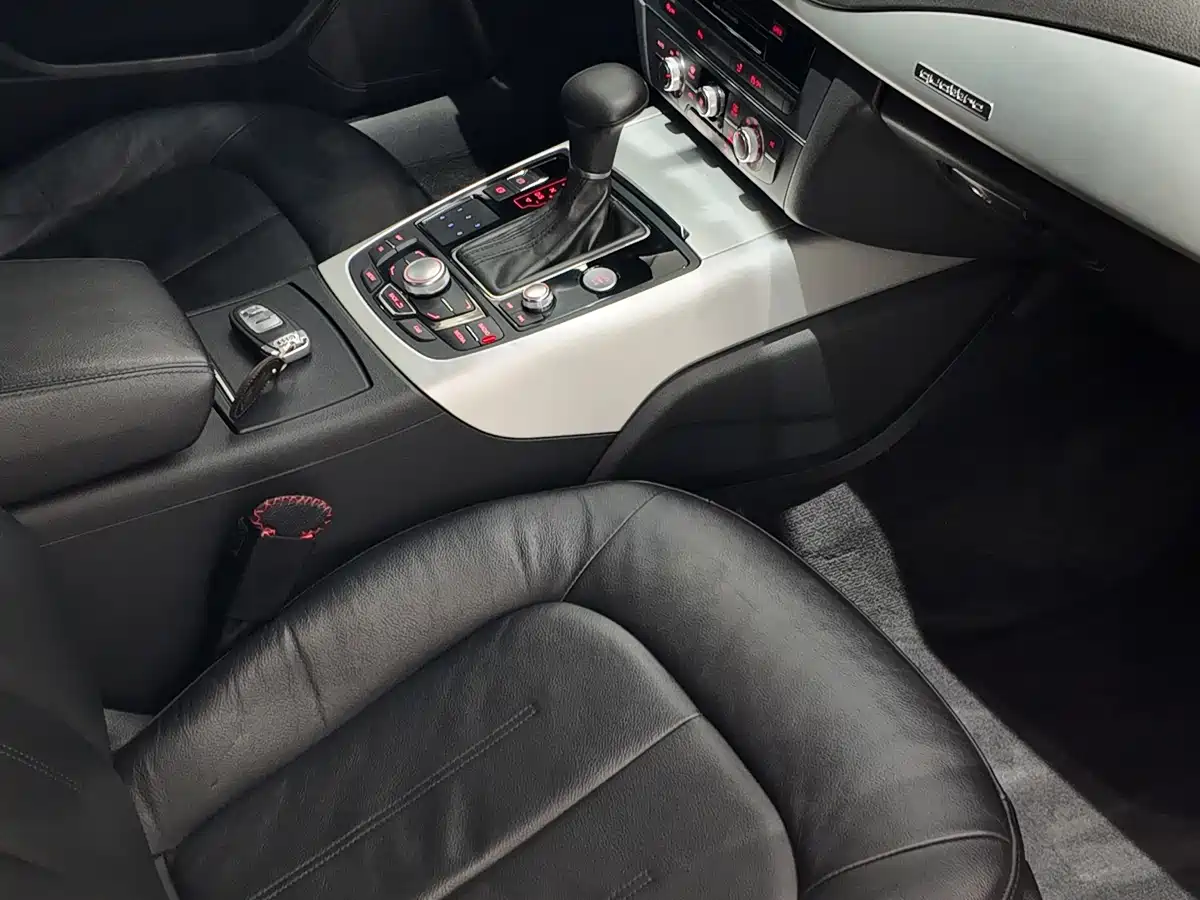 Audi A7 2012 3.0TFSI quattro Luxury Model фото 12