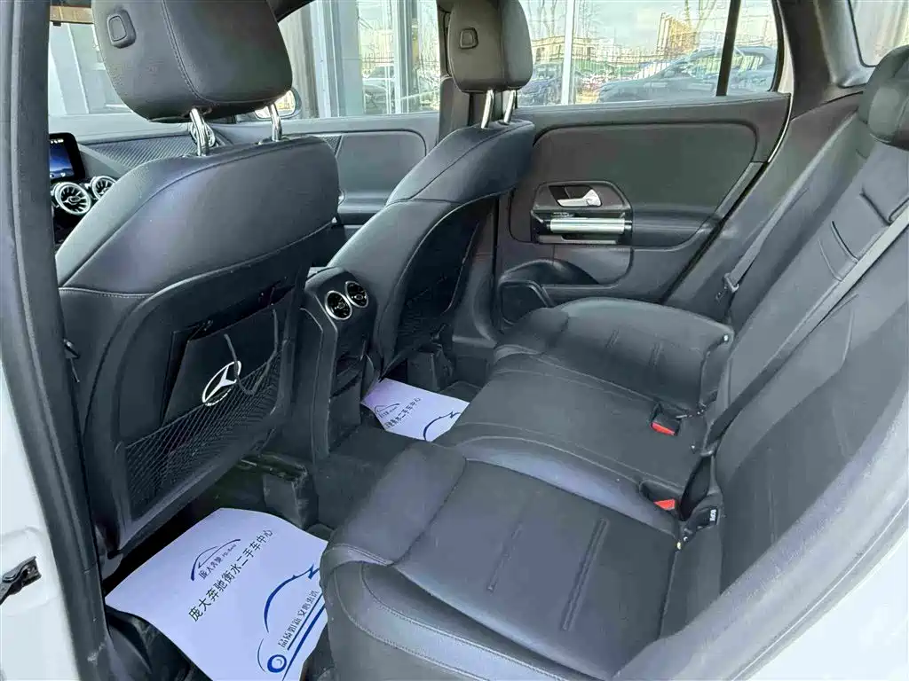 Mercedes-Benz GLA 2024 2024 GLA 220