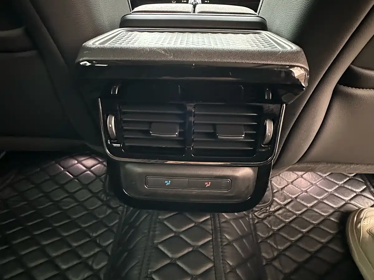 LAND ROVER RANGE ROVER AURORA NEW ENERGY