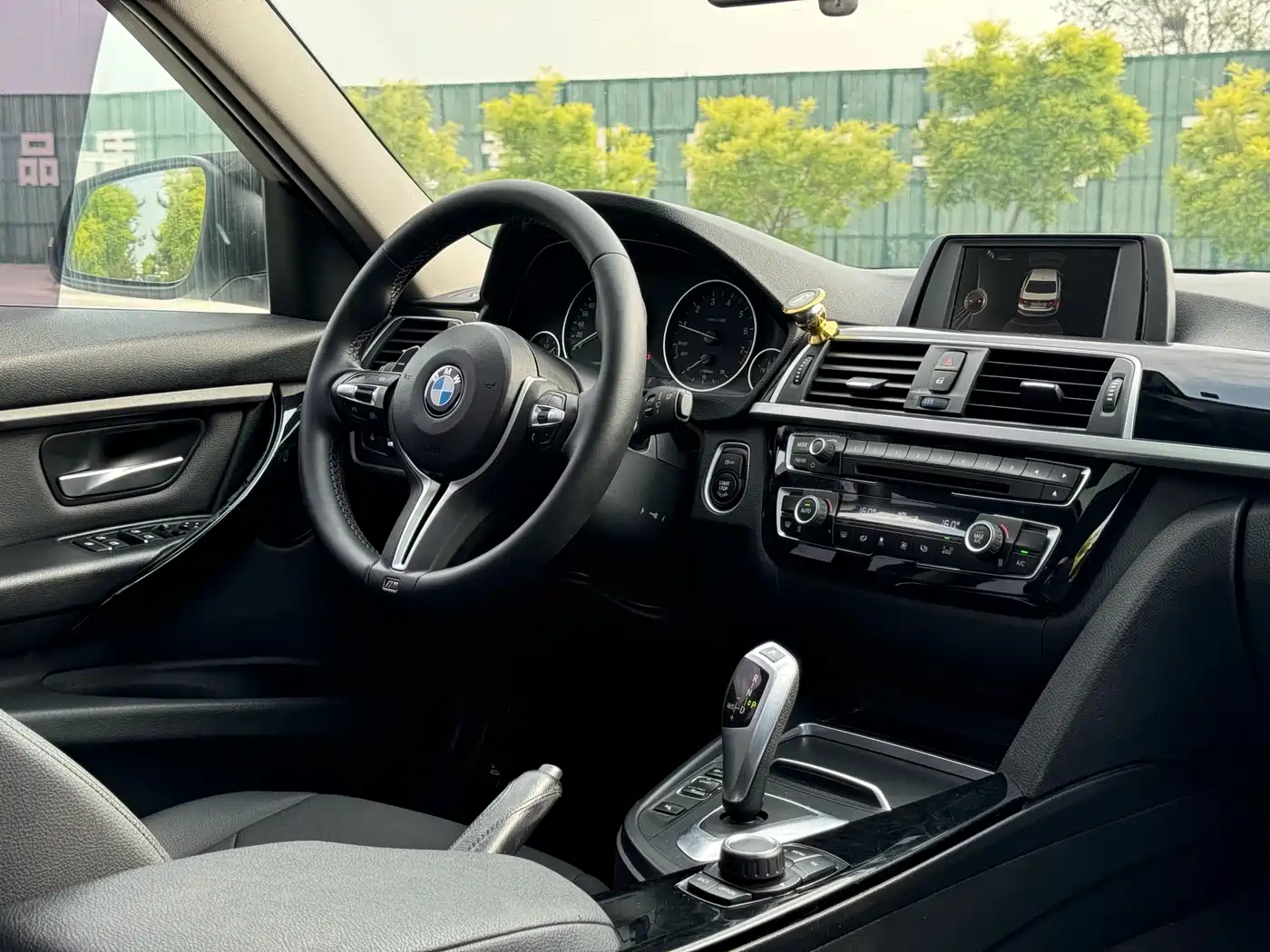 BMW 3 Series 2017 318Li Fashion фото 17