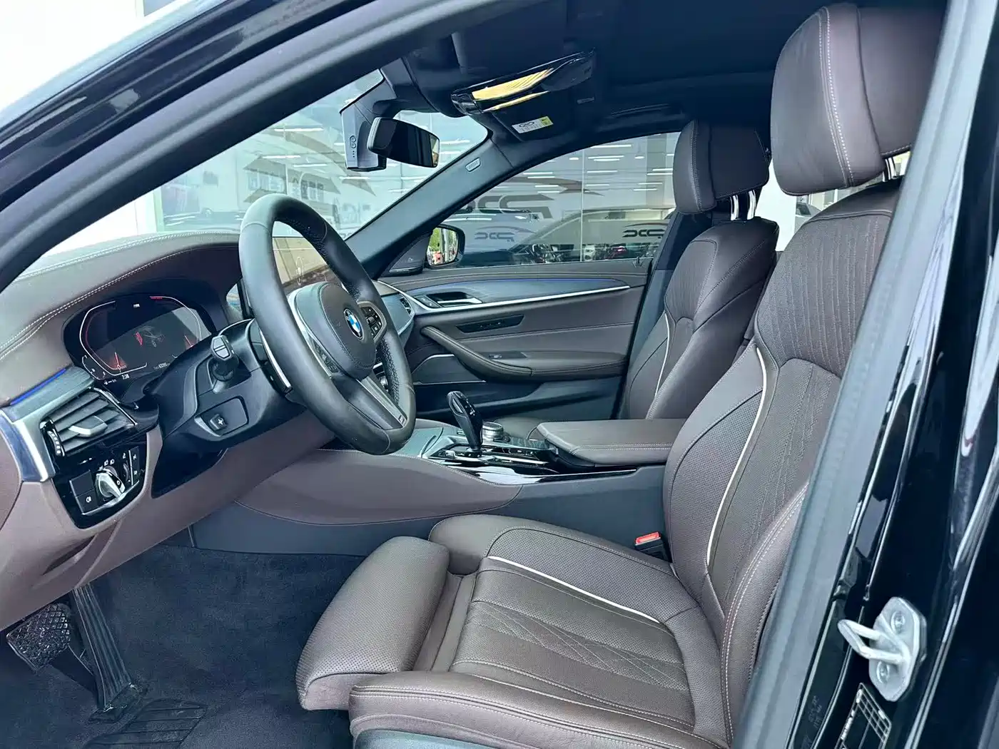 BMW 5 Series 2021 530Li Premium M Sport Package фото 6