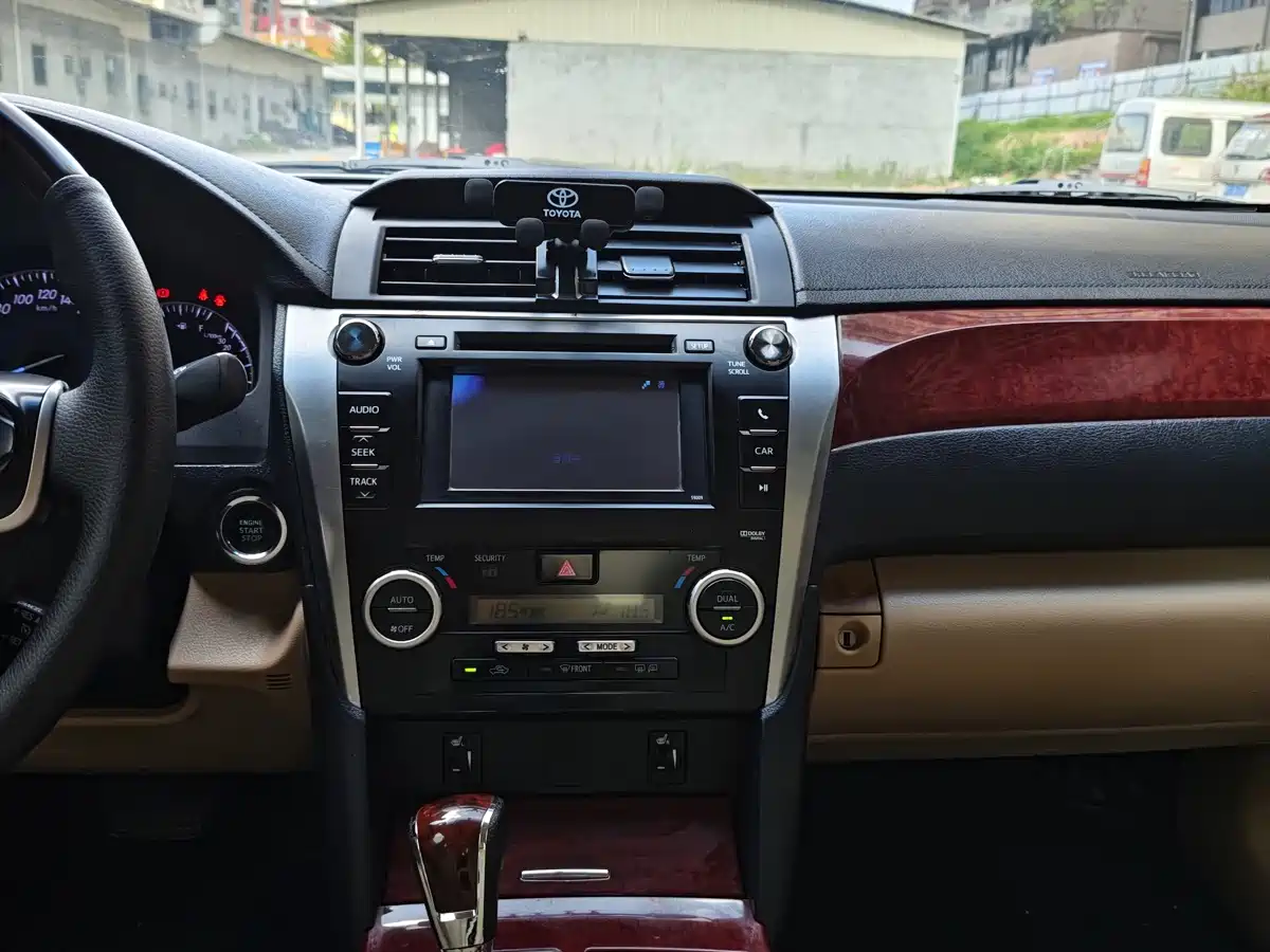 Toyota Camry 2012 2012 2.5G Luxury Edition
