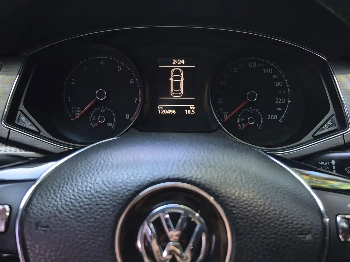 Volkswagen Passat 2017 330TSI DSG Prestige фото 6