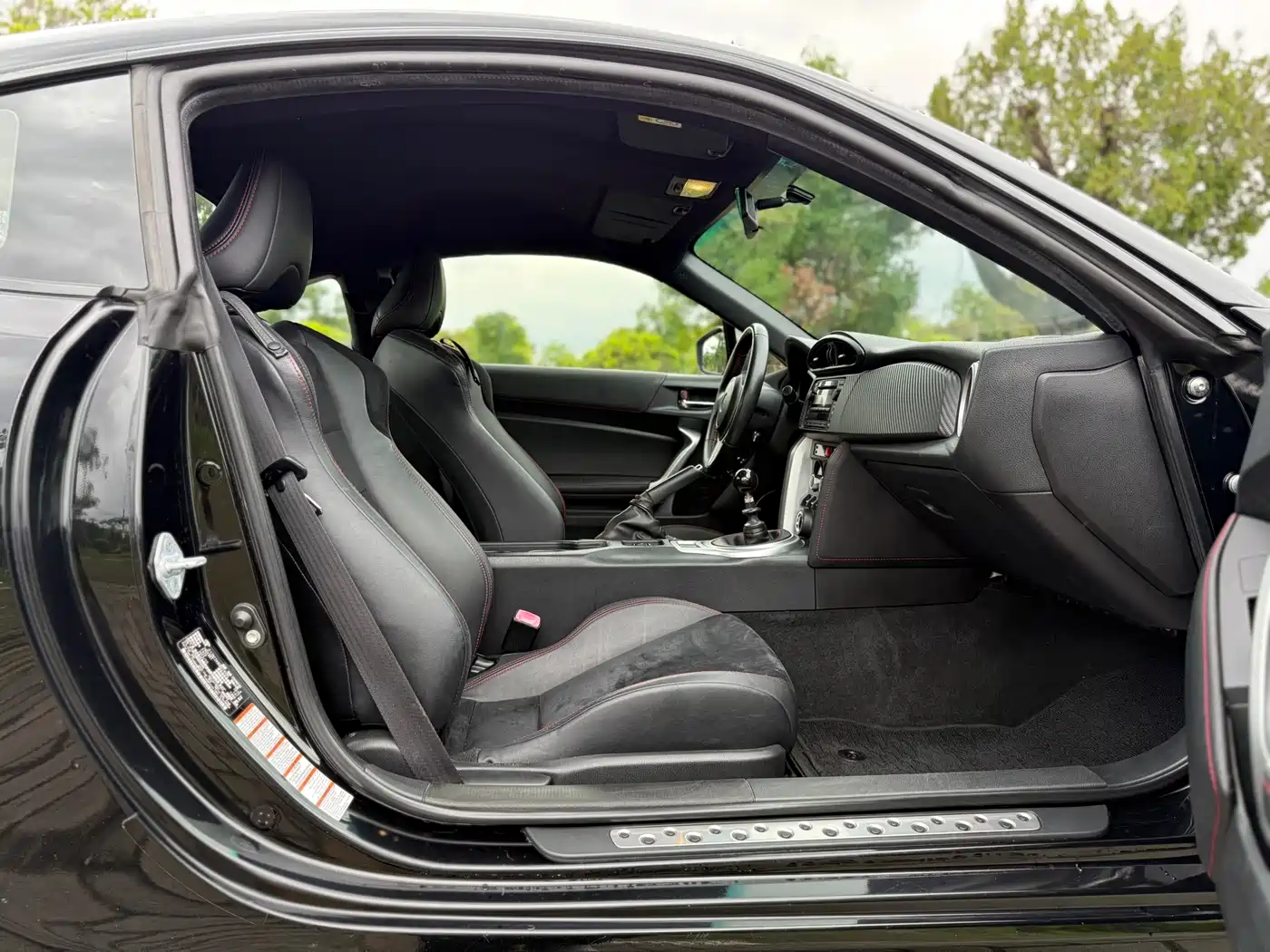 Toyota 86 2017 2.0L Manual Luxury фото 15