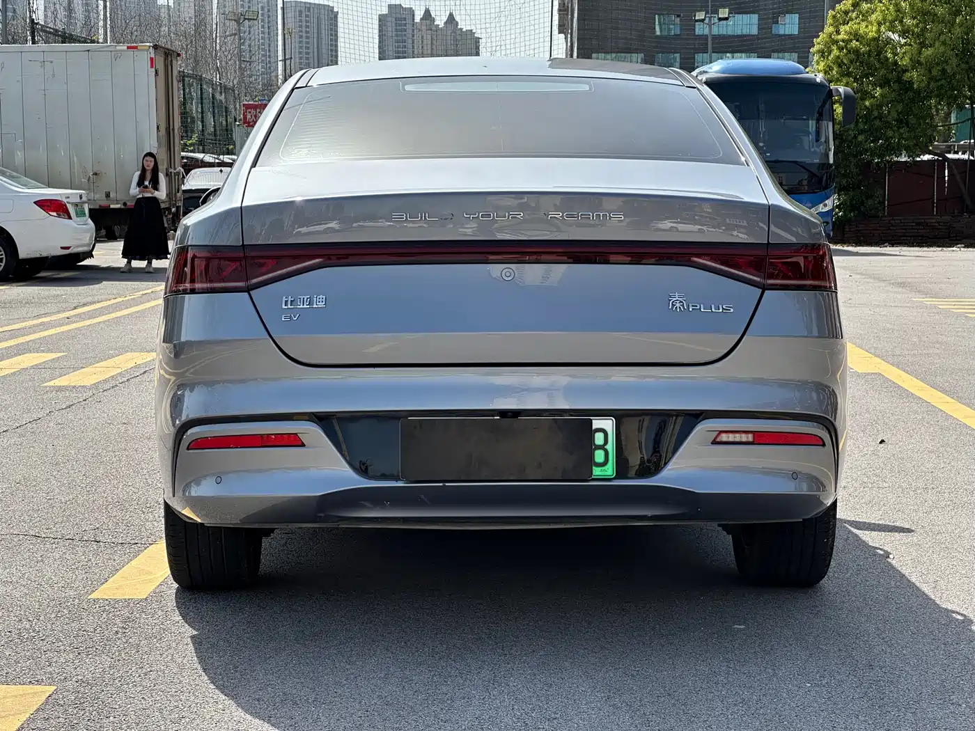 BYD Qin PLUS 2021 EV 400KM Luxury Model фото 12