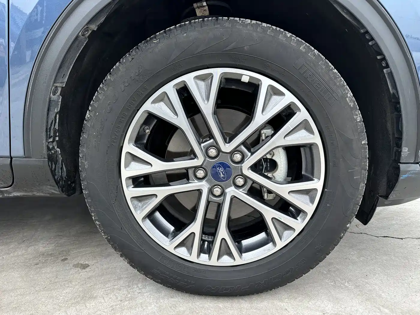 FORD RUIJI