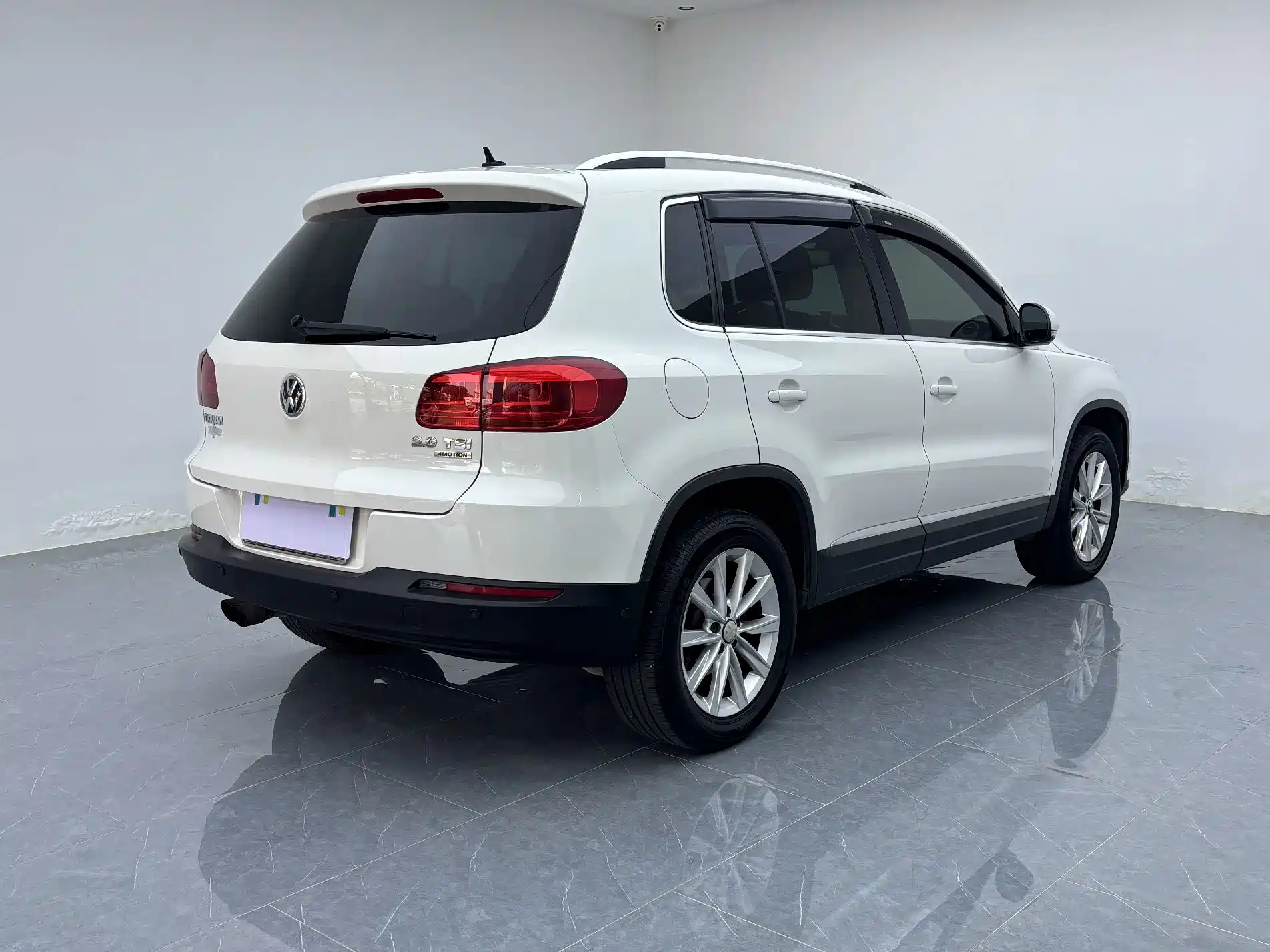 صورة 19 - Volkswagen Tiguan