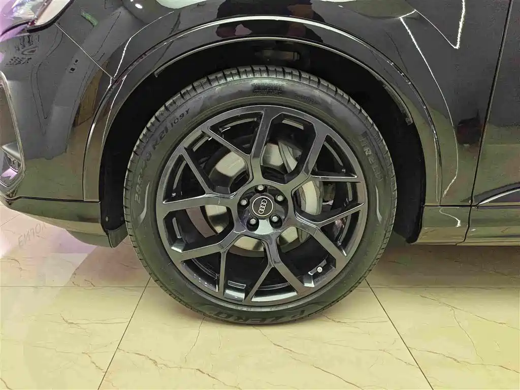 Audi Q7 2025 2025 45 TFSI quattro S line Black Warrior
