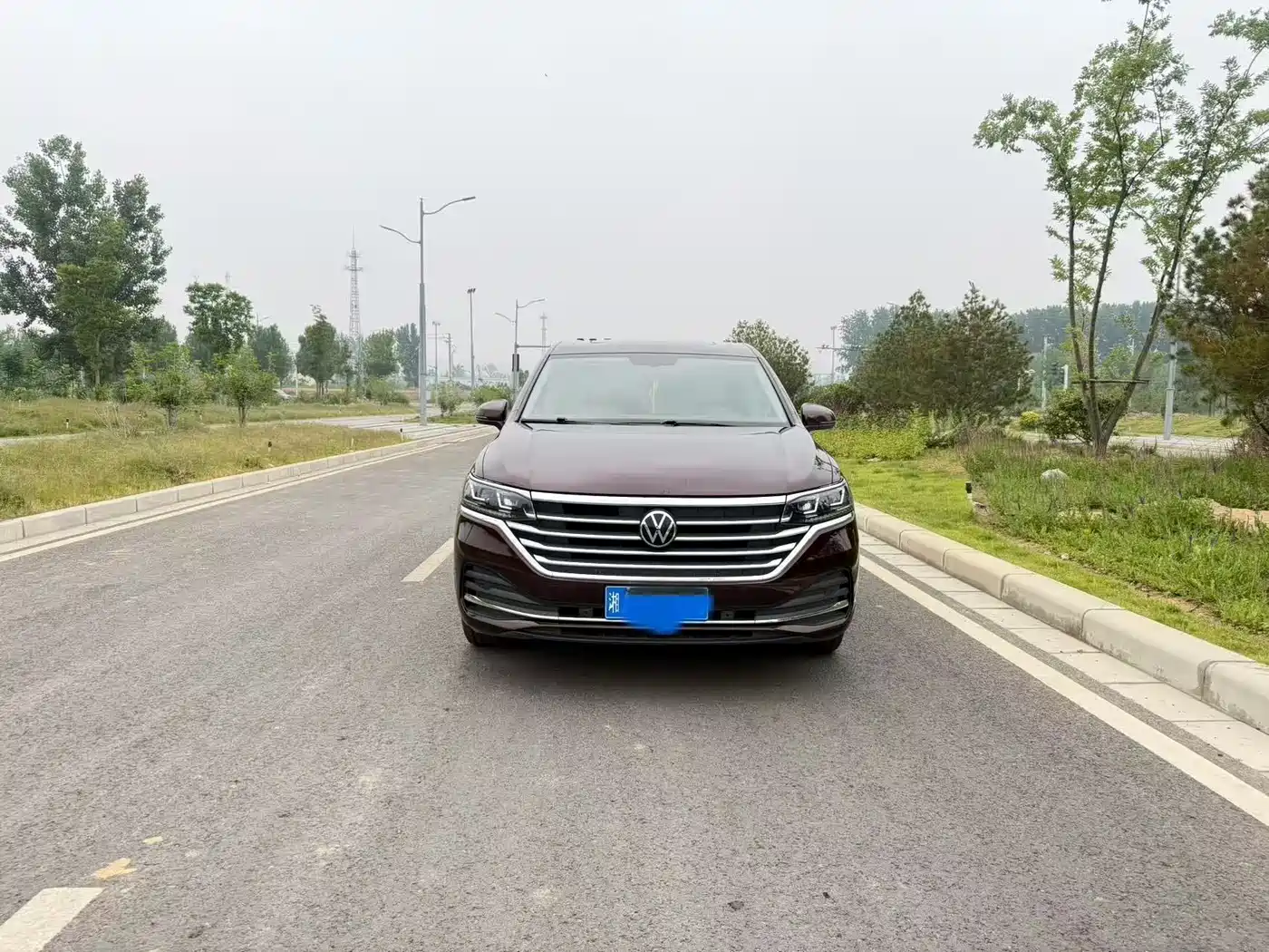 Volkswagen Viloran 2020 330TSI Luxury Edition фото 2