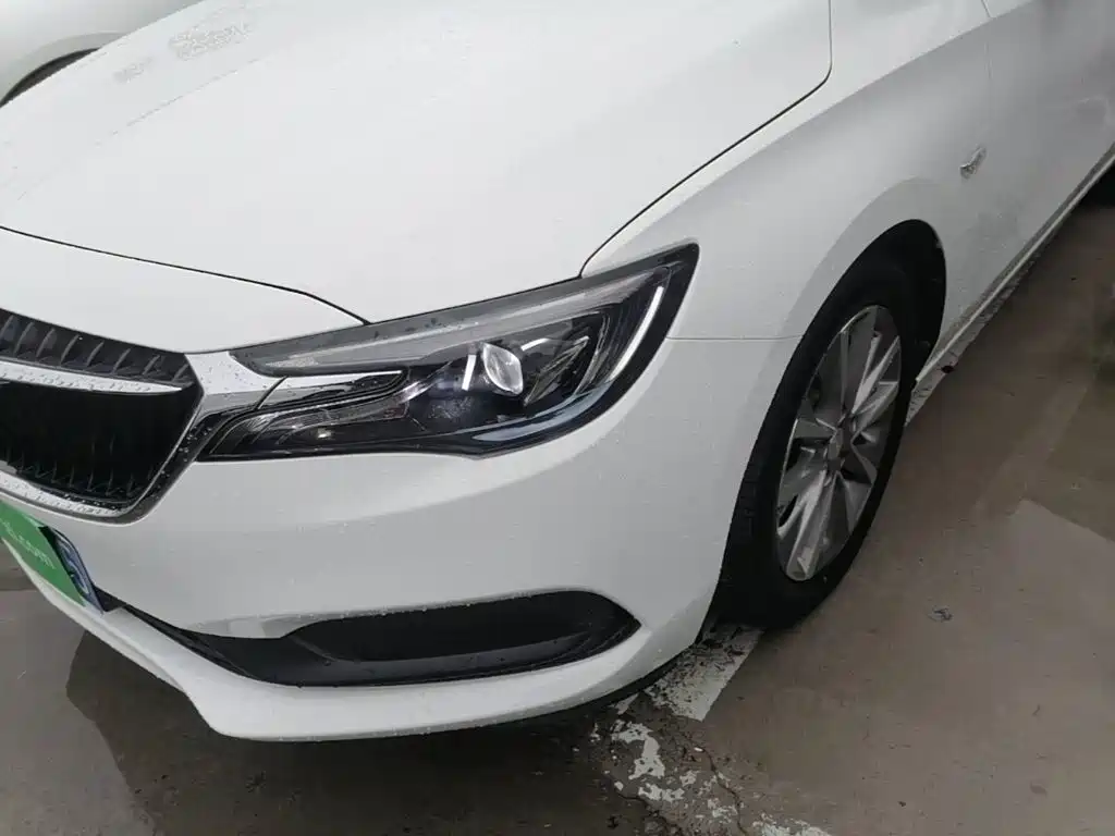 Buick GL6 2023 2021 323T Mild Hybrid Connected Luxury