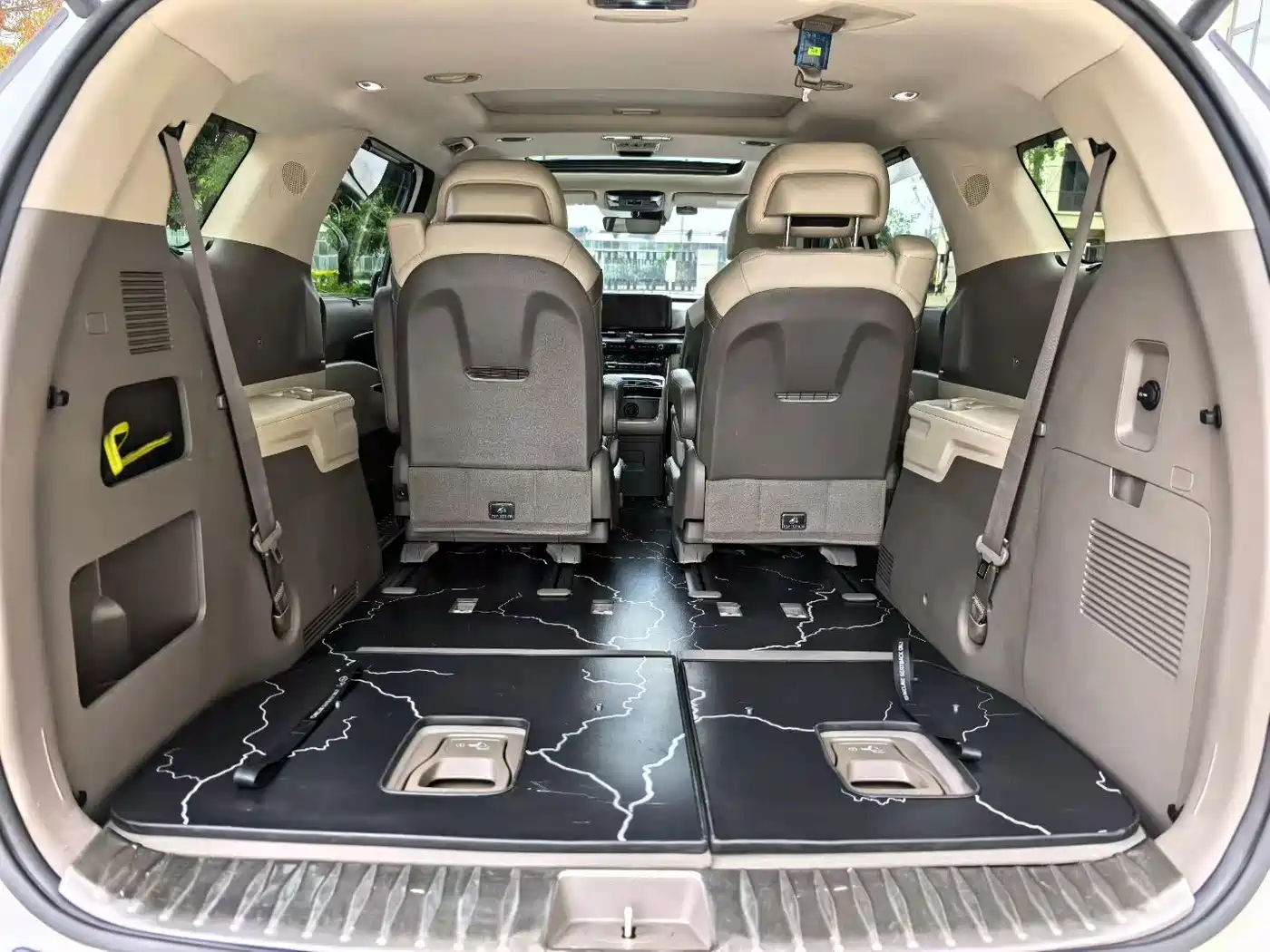 Kia Carnival 2023 2021 2.0T Flagship Edition