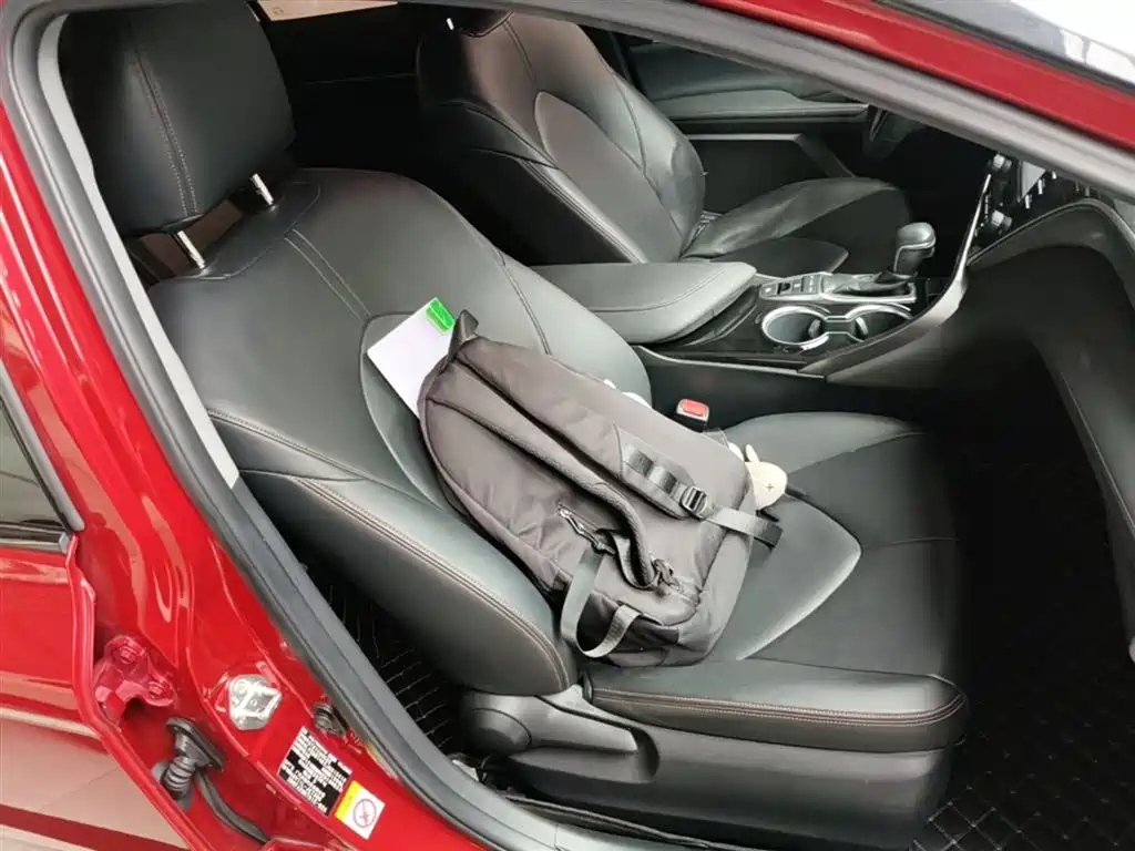Toyota Camry 2018 2.0S Sport Edition фото 25