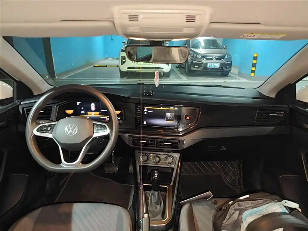 Volkswagen Lavida 2023 Xinrui 1.5L Auto Xinyi Edition фото 10