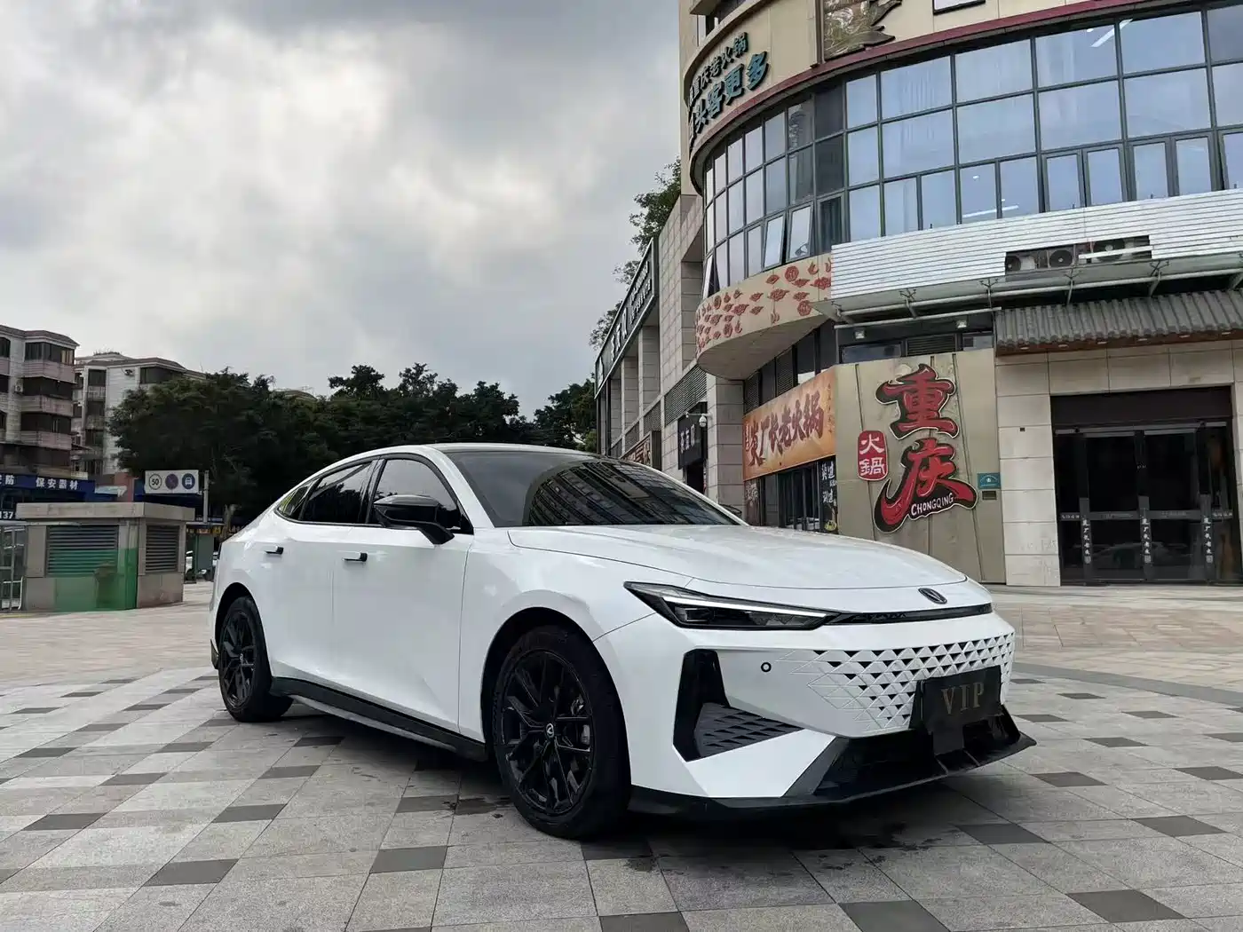 CHANGAN UNI-V