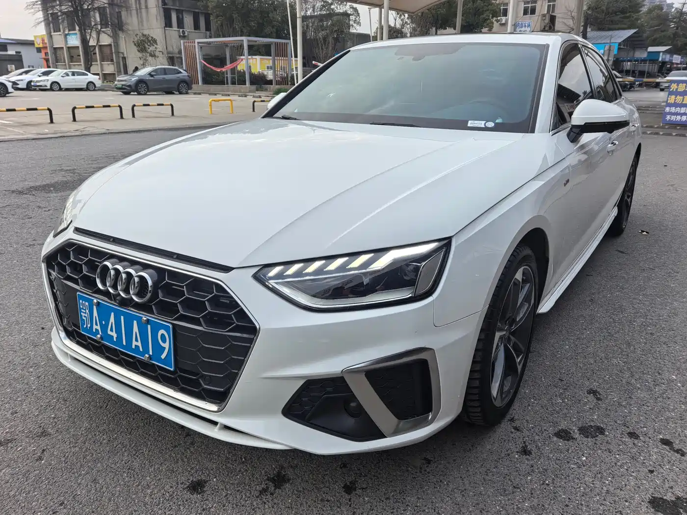 Audi A4L 2022 40 TFSI Fashion Dynamic