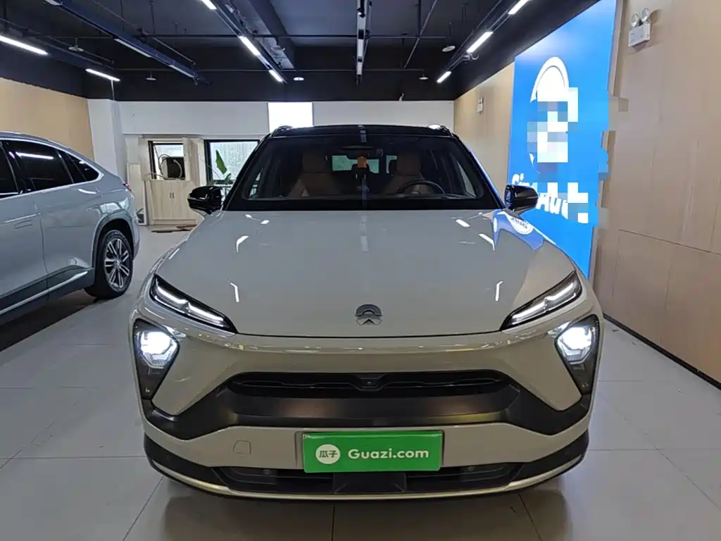 Фото 3 - NIO ES6