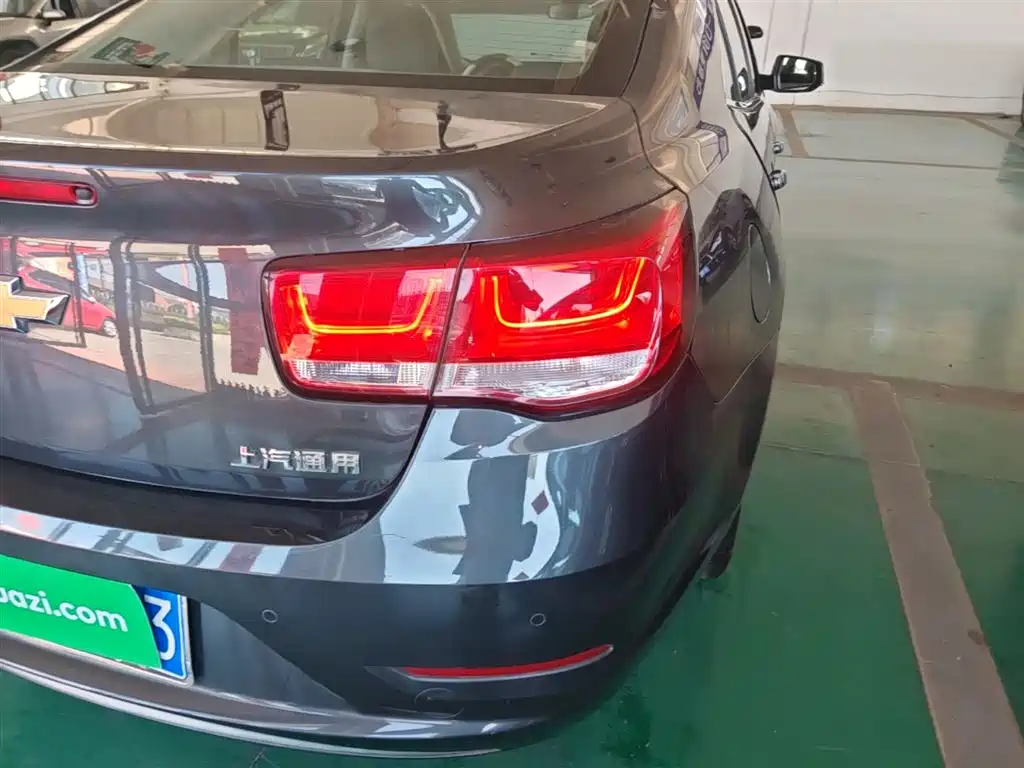 Chevrolet Malibu 2018 530T Automatic Luxury Edition фото 8