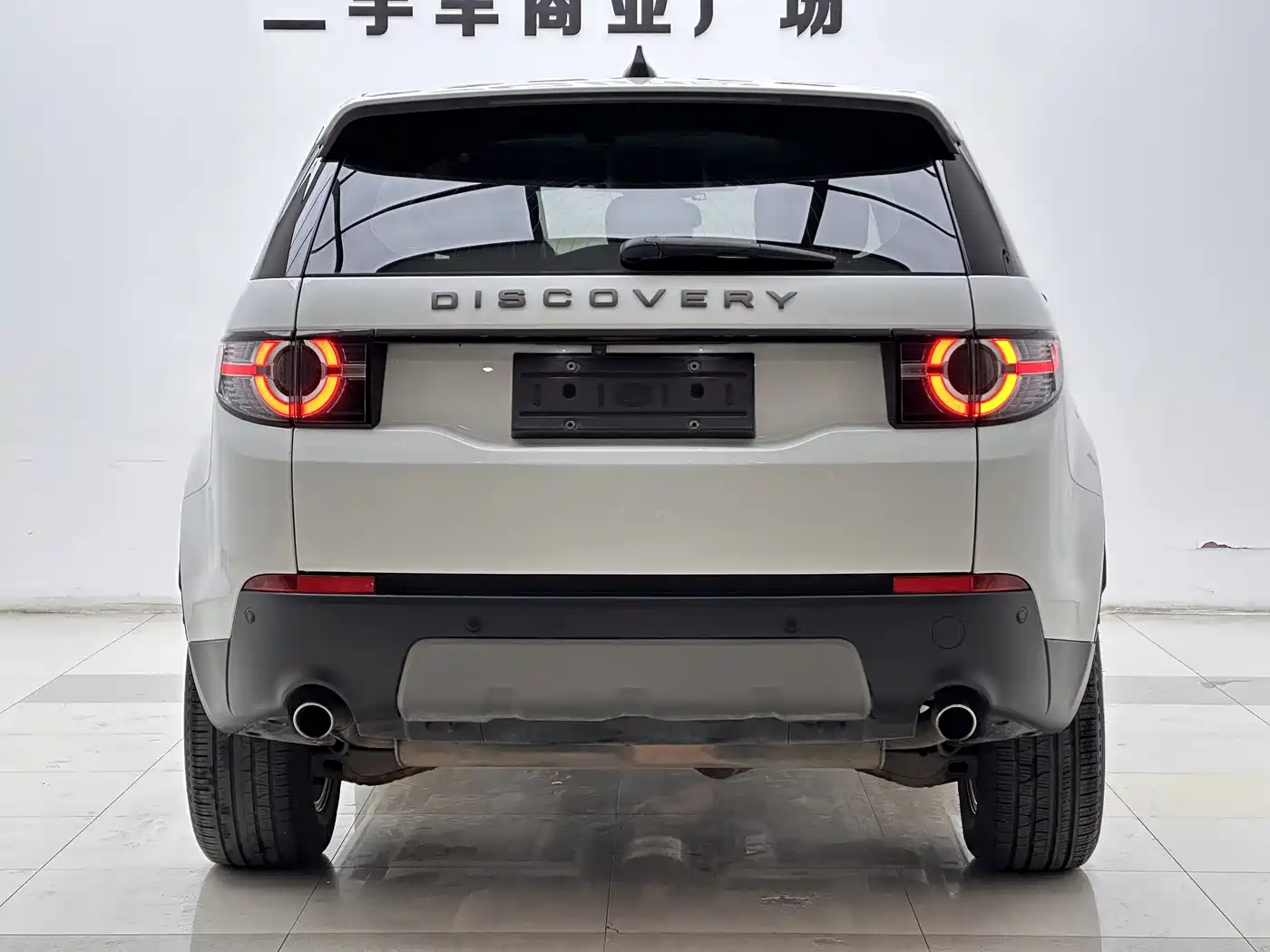 Land Rover Discovery Sport 2018 240PS SE Edition фото 4