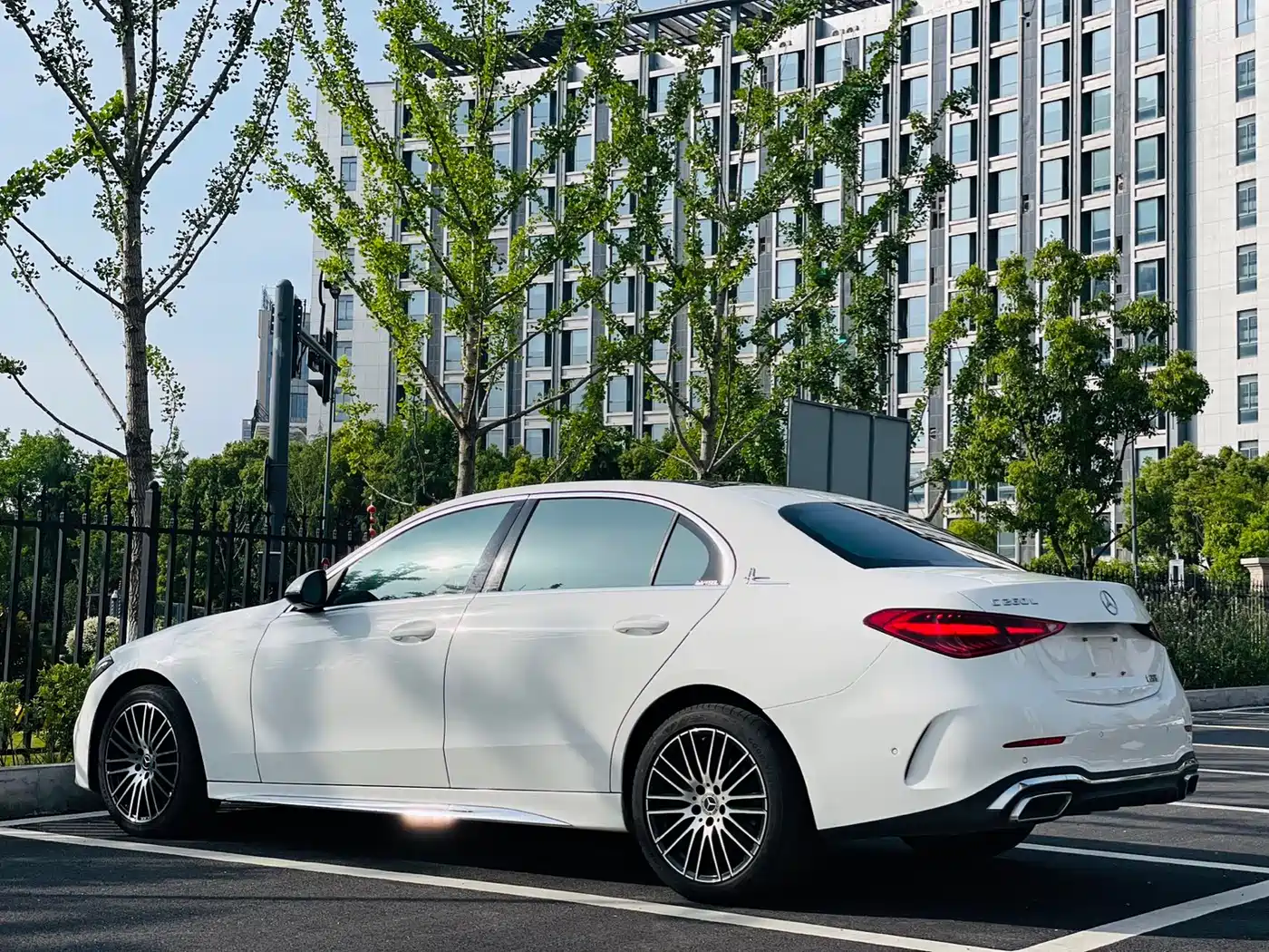 Mercedes-Benz C-Class 2022 C 260 L Sport Edition фото 9