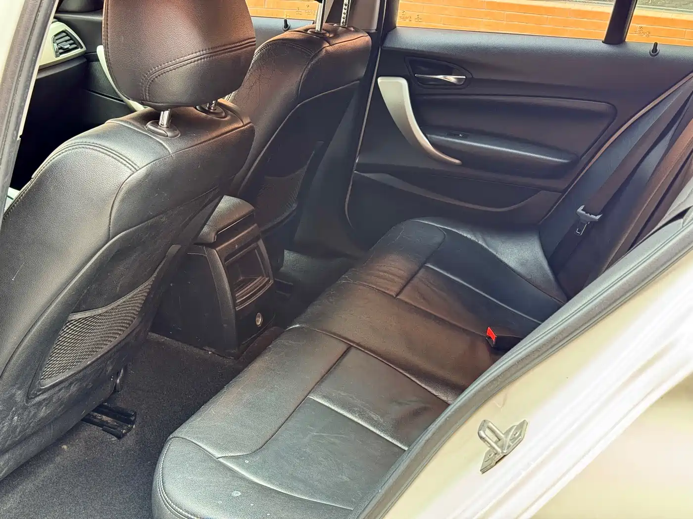 BMW 1 Series (Import) 2016 118i Leading фото 8
