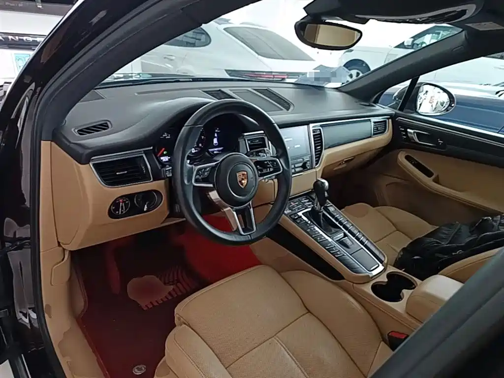 Porsche Macan 2017 Macan 2.0T фото 10