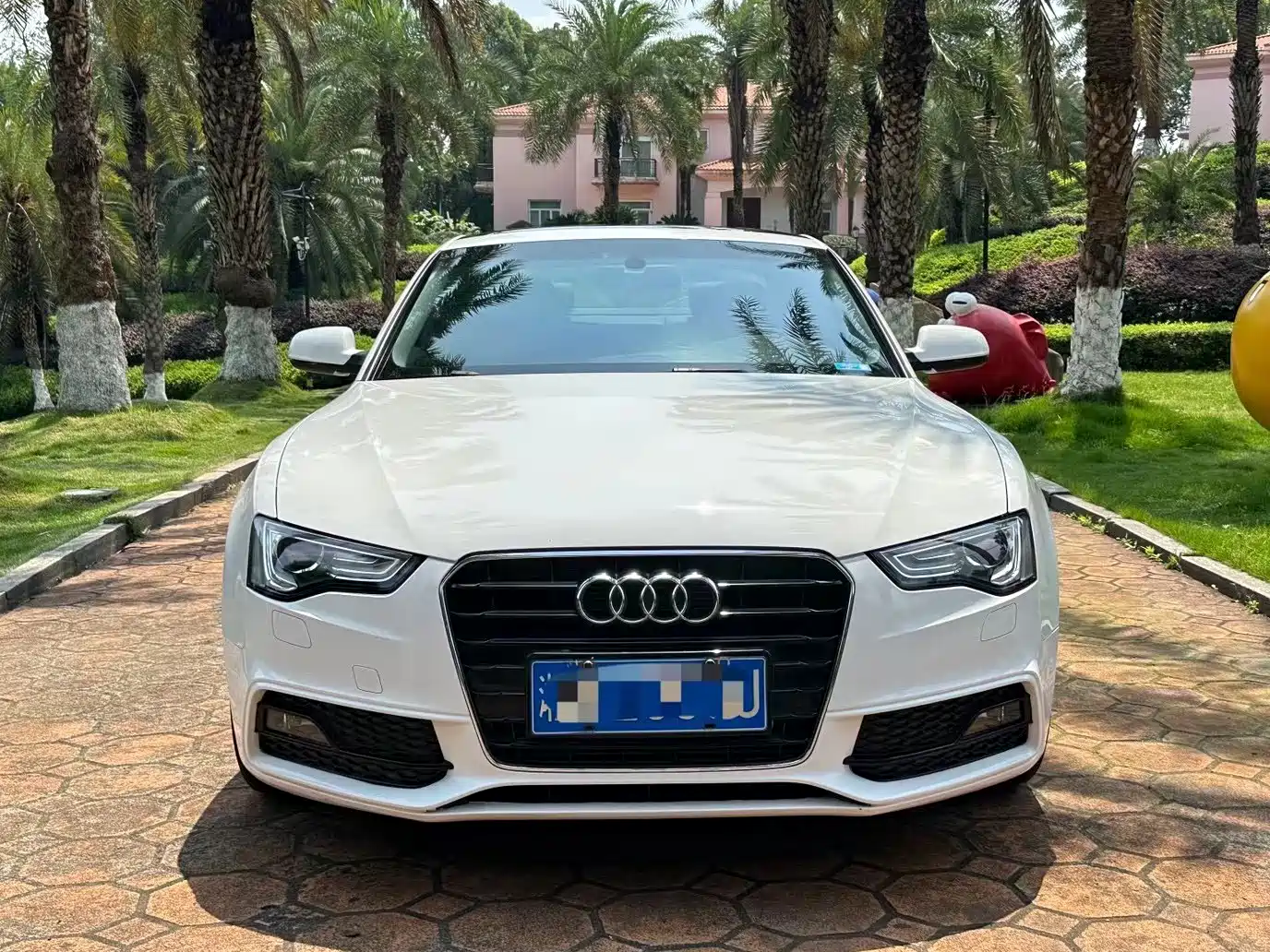 Audi A5 (Import) 2013 Coupe 40 TFSI quattro фото 2