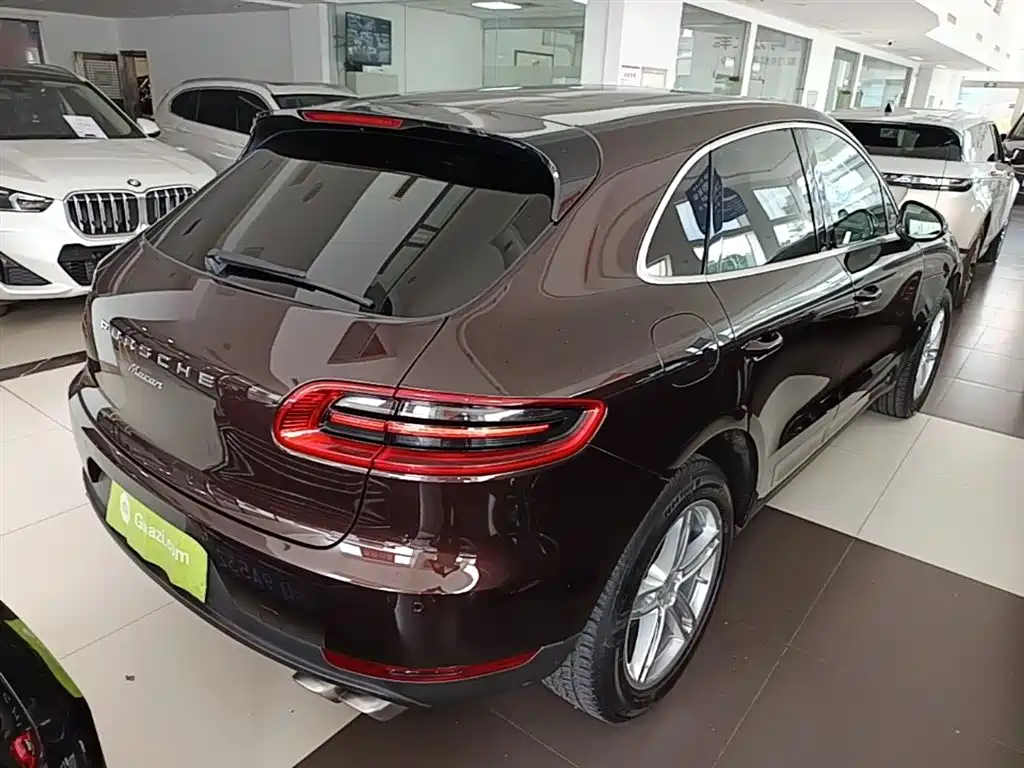 Porsche Macan 2017 Macan 2.0T фото 7