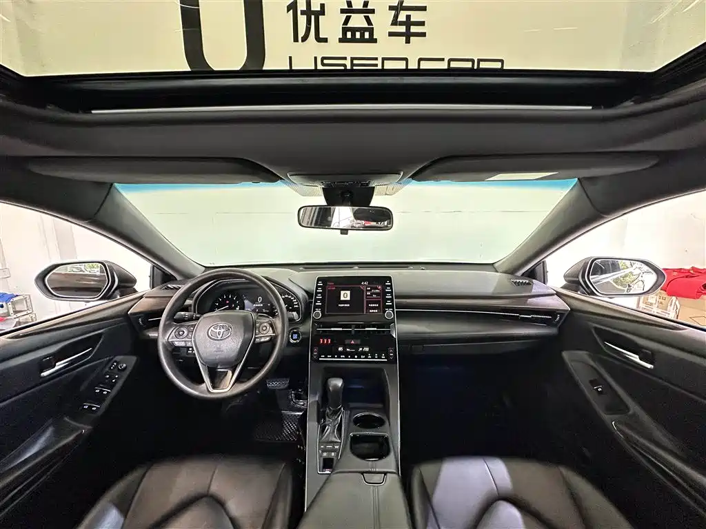 Toyota Avalon 2019 2.5L Progressive Edition China VI фото 7