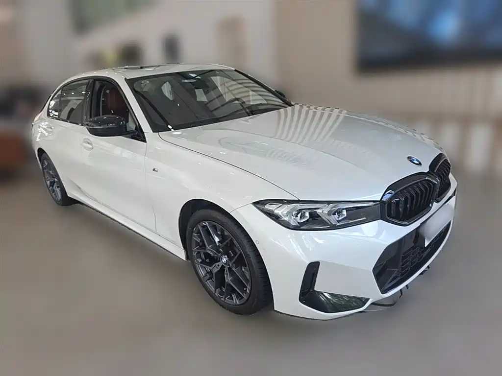 BMW 3 Series 2025 330Li M Sport Night Edition фото 7