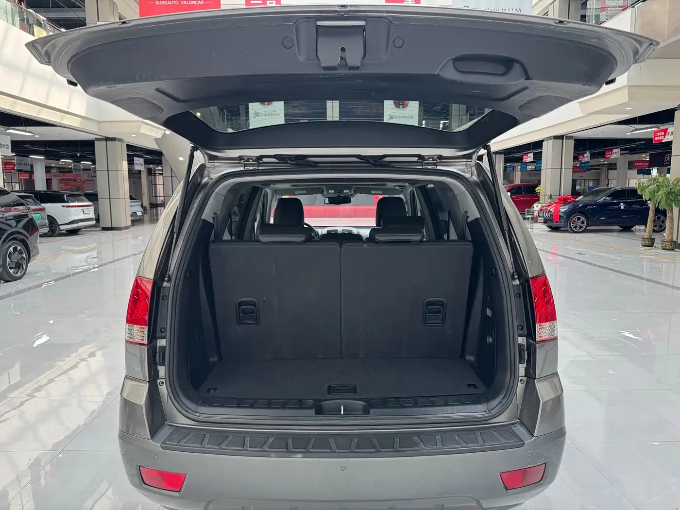 Kia Borego 2013 2013 3.8L Luxury Edition China V