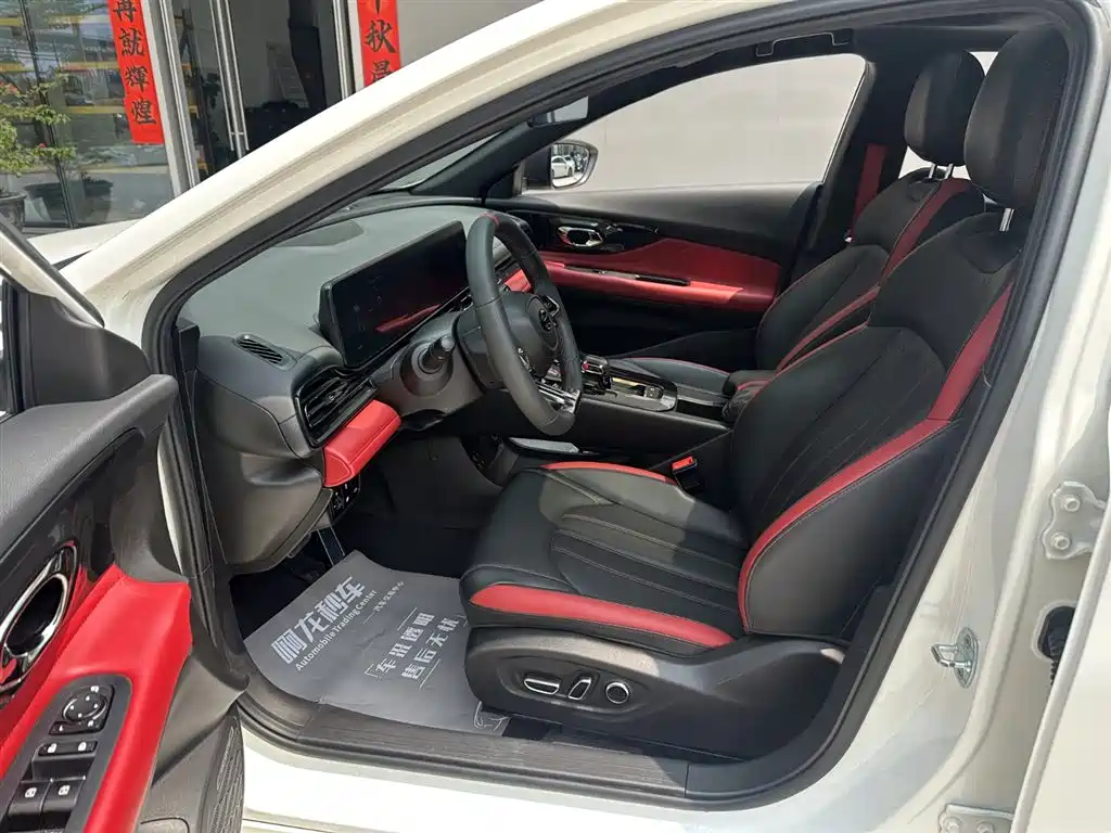 GAC Trumpchi Trumpchi Emkoo 2023 Shadow Leopard H Smart Hybrid фото 9