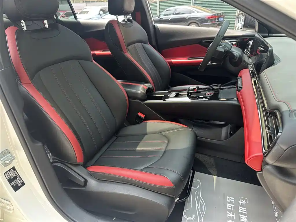 GAC Trumpchi Trumpchi Emkoo 2023 Shadow Leopard H Smart Hybrid фото 13