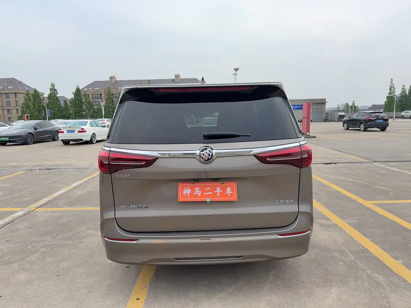 Buick GL8 2021 ES Landlord 653T Luxury фото 5