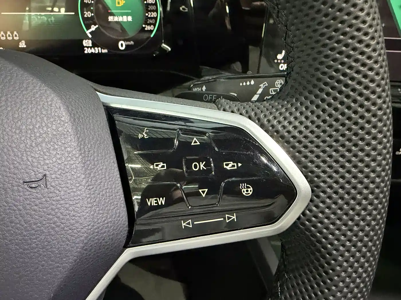 Volkswagen Golf 2021 280TSI DSG R-Line фото 18
