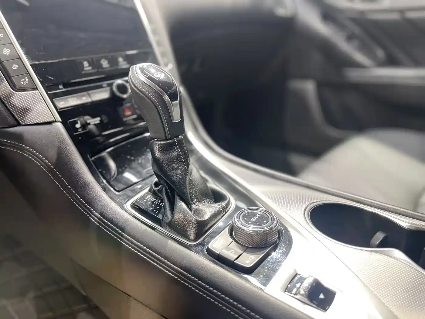 Infiniti Q50 2016 2014 3.7L Comfort Edition