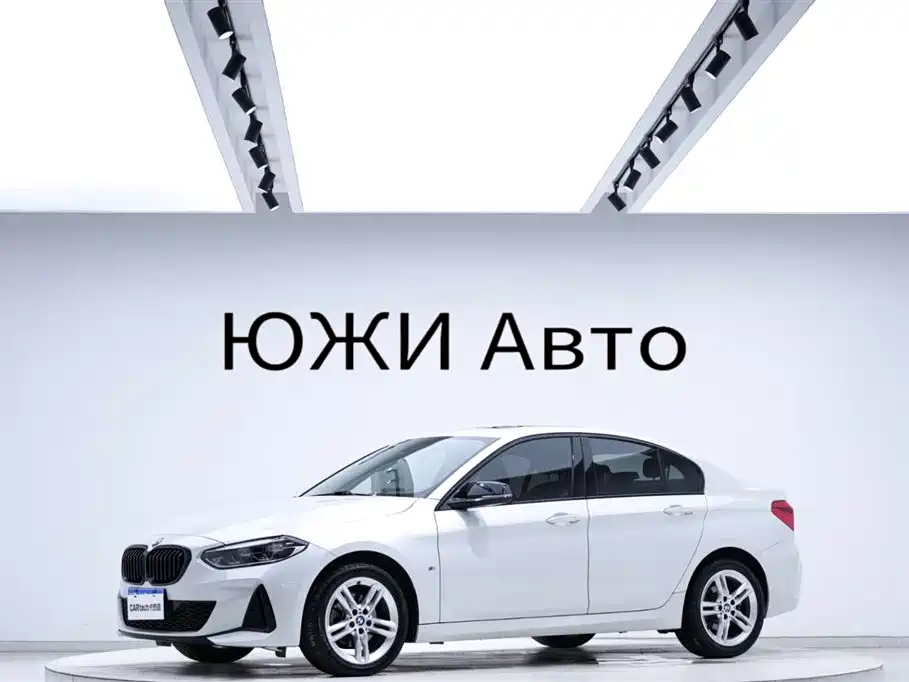 BMW 1 Series 2022 120i M Sport Shadow Edition фото 4