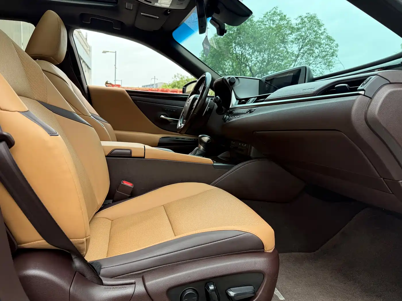 Lexus ES 2018 200 Luxury Edition China V фото 12