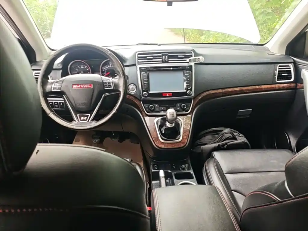 Фото 10 - Haval H6