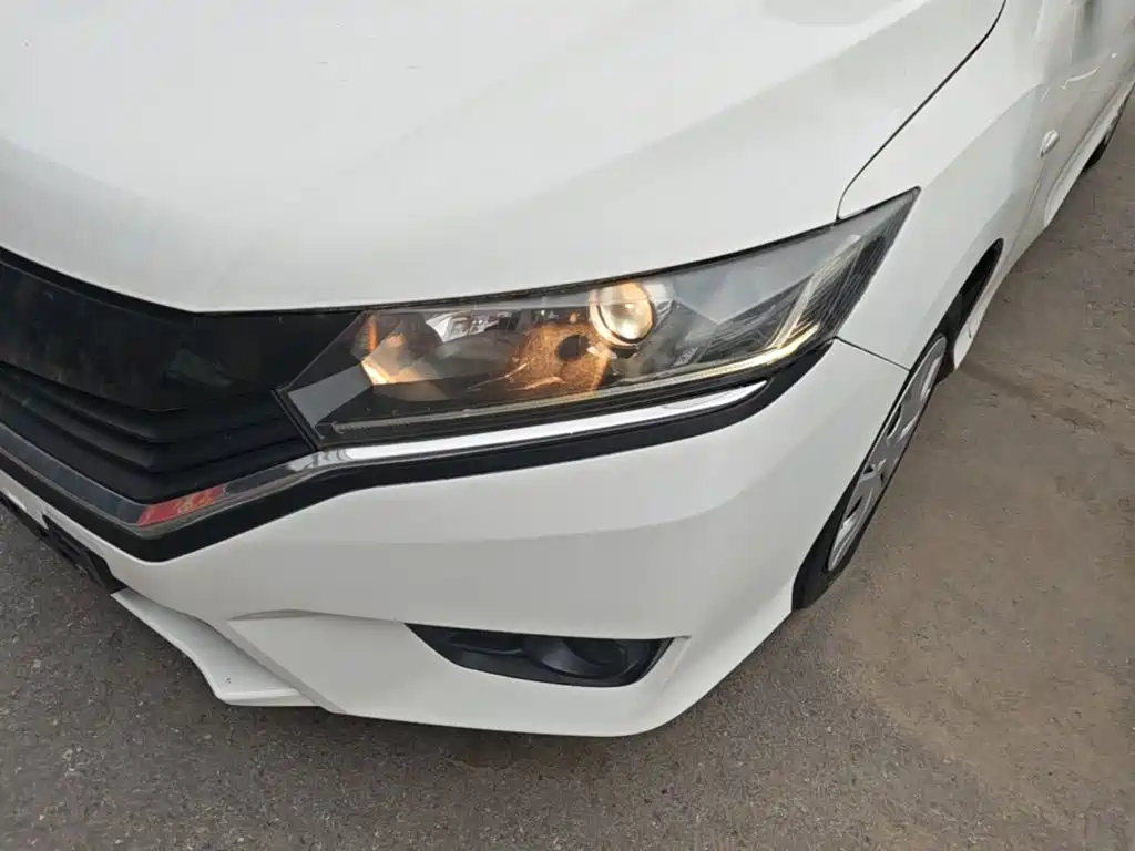 Honda Greiz 2016 2016 1.5L CVT Classic Edition