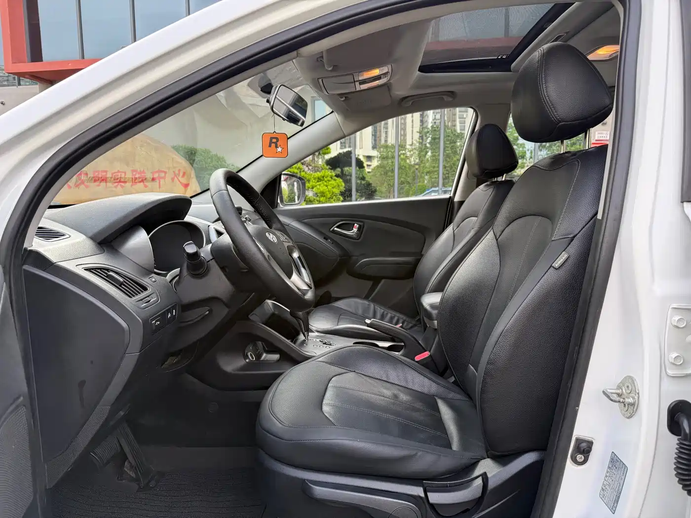 Hyundai Beijing Hyundai ix35 2013 2.0L Automatic 2WD Smart GLS China V фото 9
