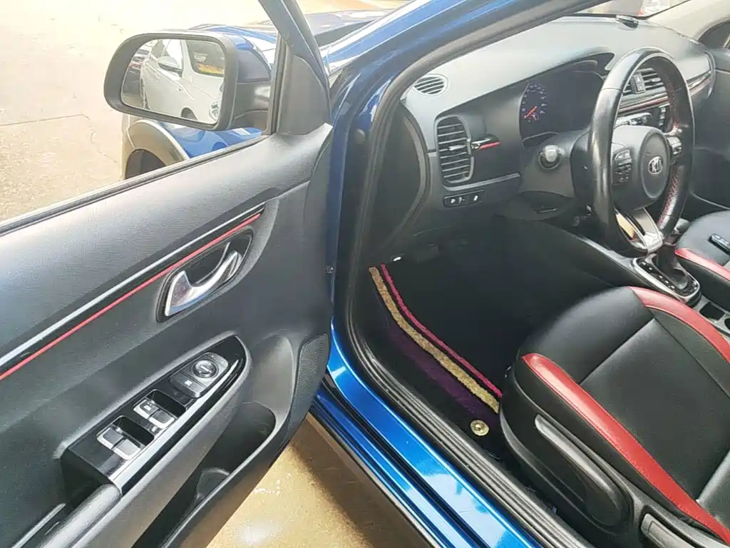 Kia KX CROSS 2019 2018 1.6L Automatic Smart Sunroof Edition