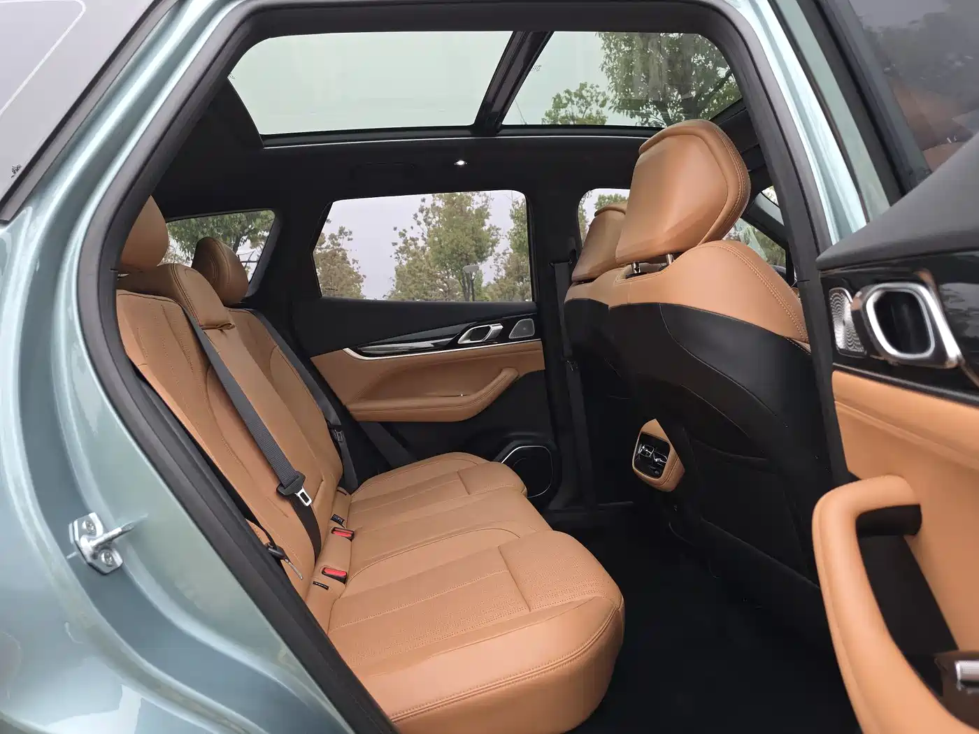 GEELY AUTOMOBILE BOYUE L