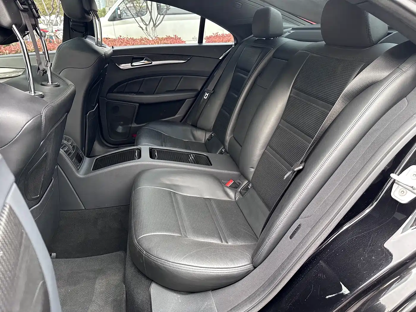 Mercedes-Benz CLS AMG 2012 AMG CLS 63 фото 11