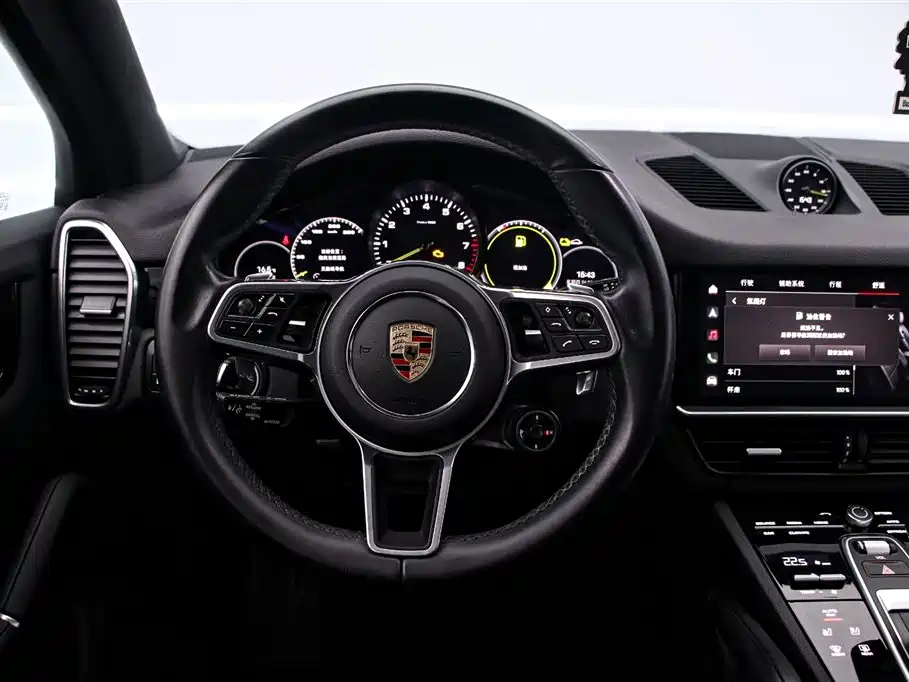 Porsche Cayenne New Energy 2023 Cayenne E-Hybrid 2.0T фото 7